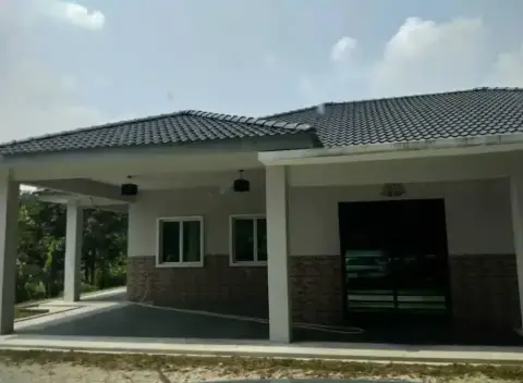 Projek RumahHQ di Cheras, banglo 1 tingkat, tanah berbukit — gambar 10 daripada 15