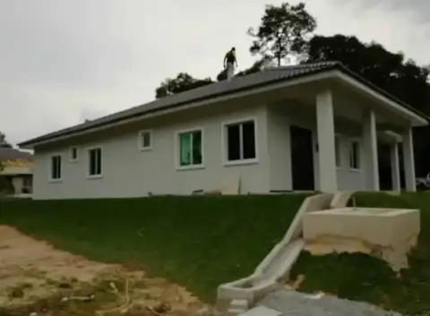 Projek RumahHQ di Cheras, banglo 1 tingkat, tanah berbukit — gambar 13 daripada 15
