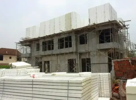 Projek RumahHQ di Hulu Langat, rumah 3 tingkat — gambar 25 daripada 42