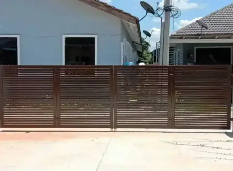 RumahHQ project in Jalan Kebun, Klang, single-storey bungalow — photo 13 of 18