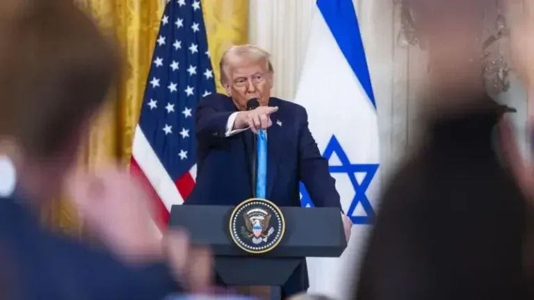 trump adalah firaun pada zaman ini